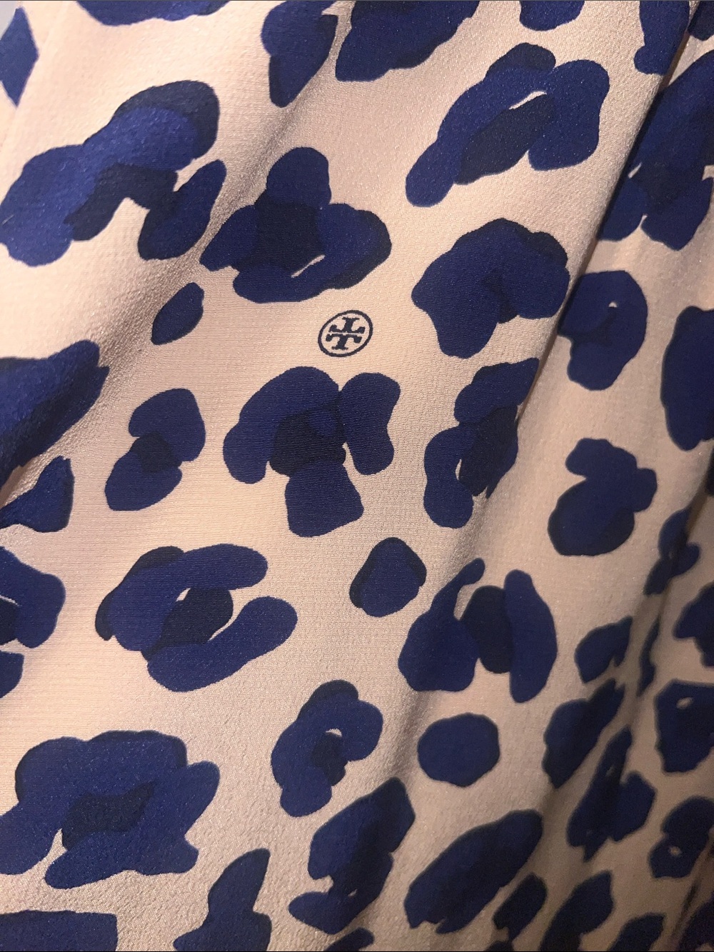 Tory Burch Beige and Navy Blue Leopard-Print Long Sleeve Dress - Picture 4 of 6